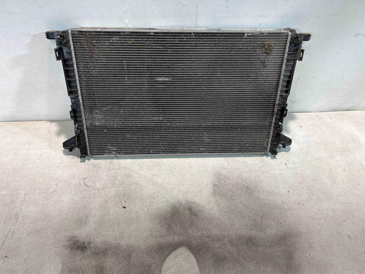 Radiateur d'eau Audi A4 A5 A6 A7 A8 Q7 Q8 image 5