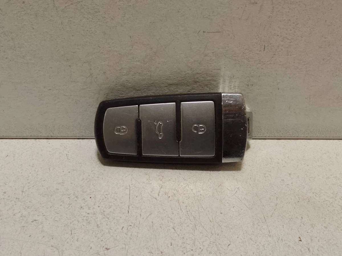 Sleutel/Kaart Volkswagen Passat B6 3C0959752M