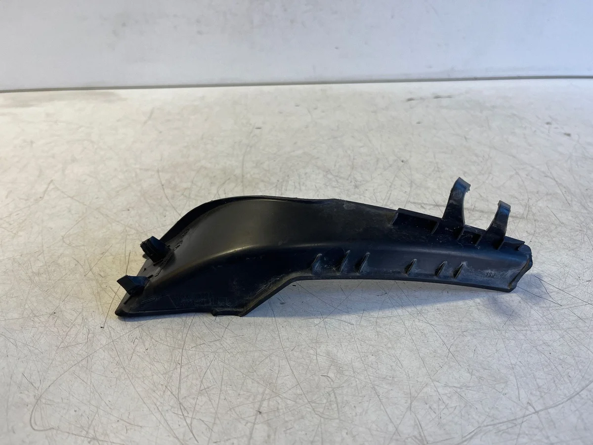 Mercedes-Benz X-Klasse W470 Windlauf Links image 3