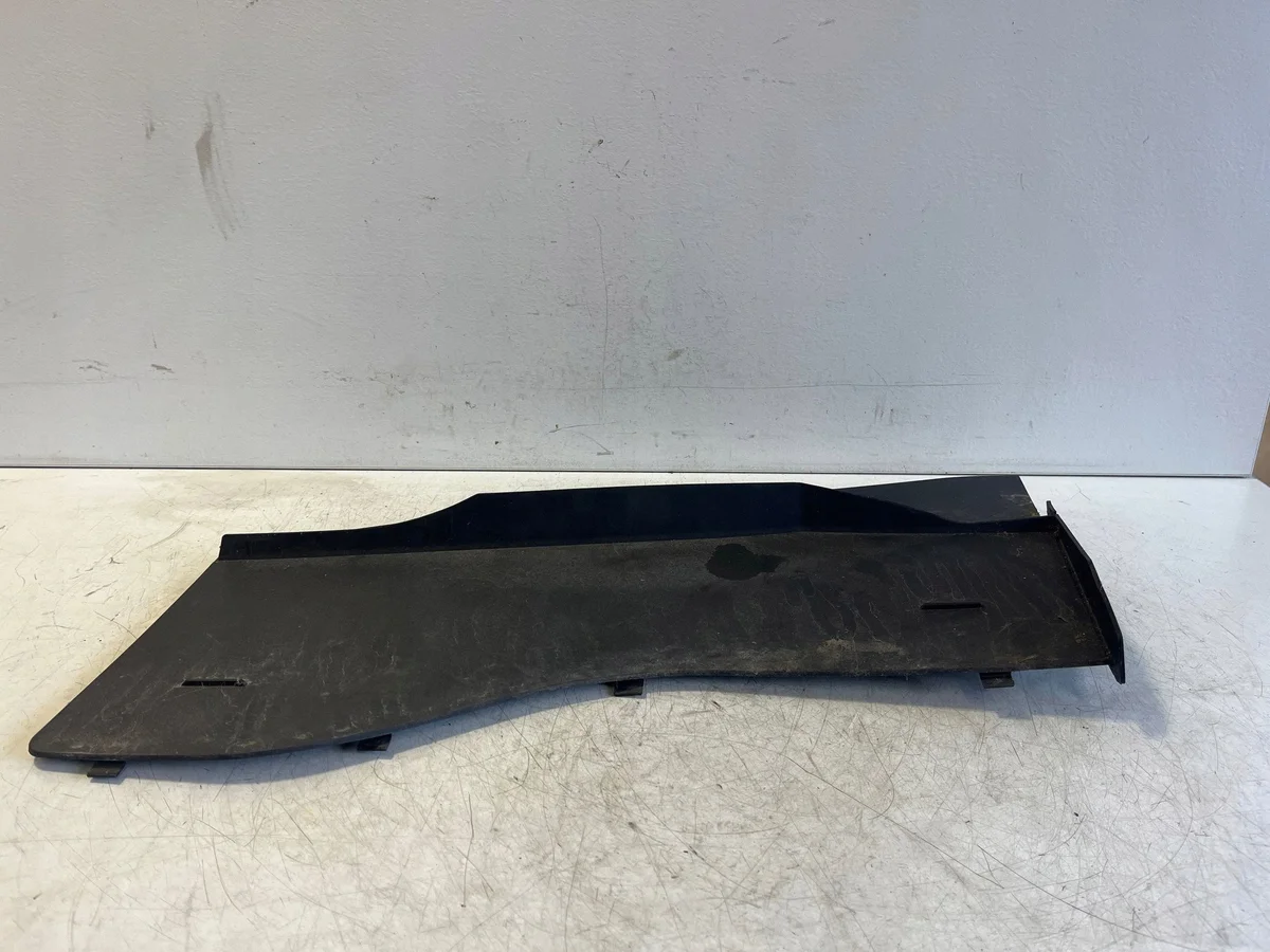 Audi E-Tron Windshield Wiper Cover Right 4KR819448 image 3