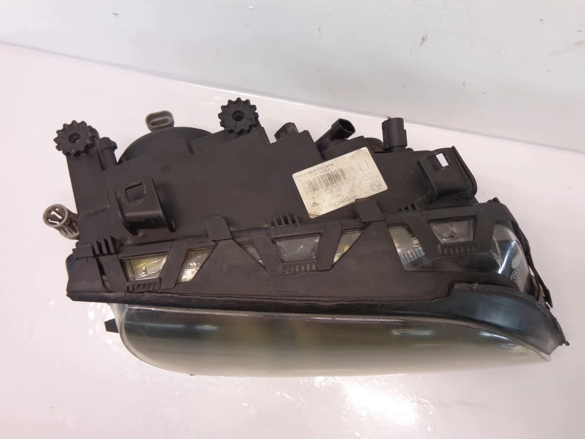 BMW E46 LCI Scheinwerfer Rechts 6910956 image 3