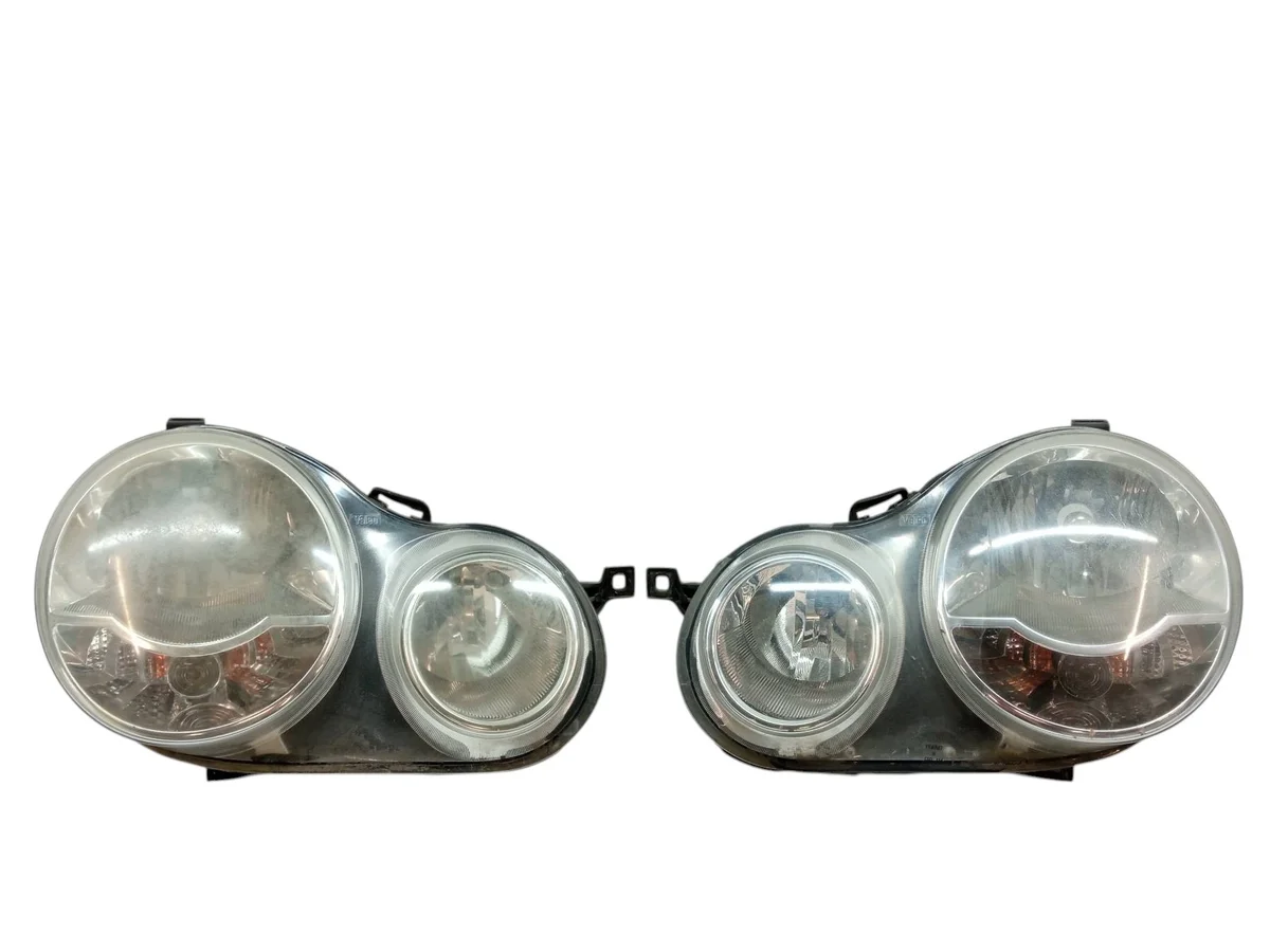 VW Polo IV Scheinwerfer Links + Rechts Gebraucht