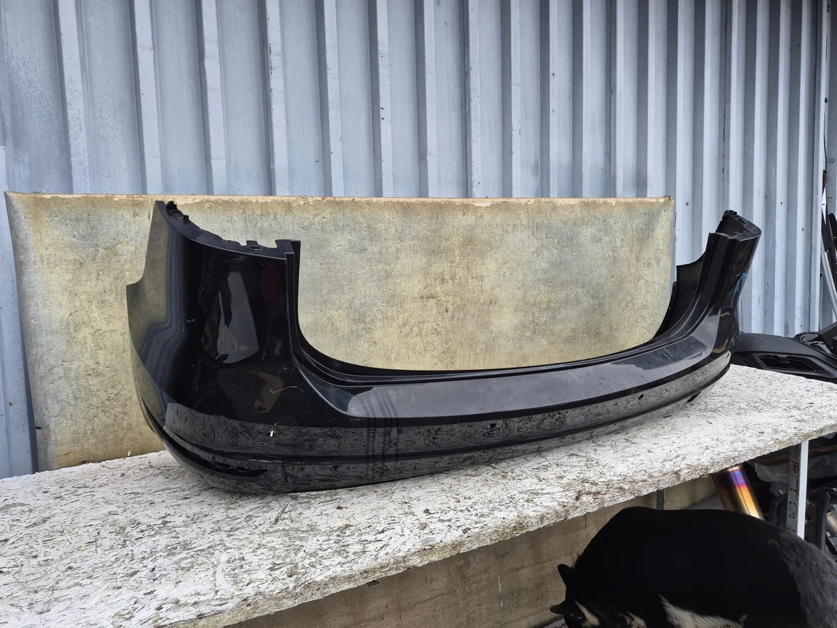 Para-choques Traseiro VW Sharan II 7N0807421B image 4
