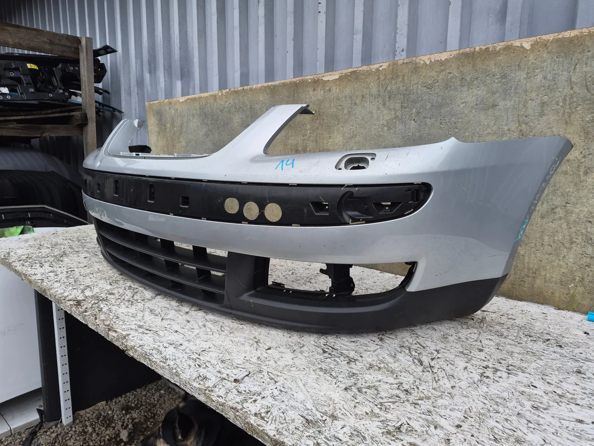 Pare-chocs avant VW Touran 1T0807221 Y1 image 3