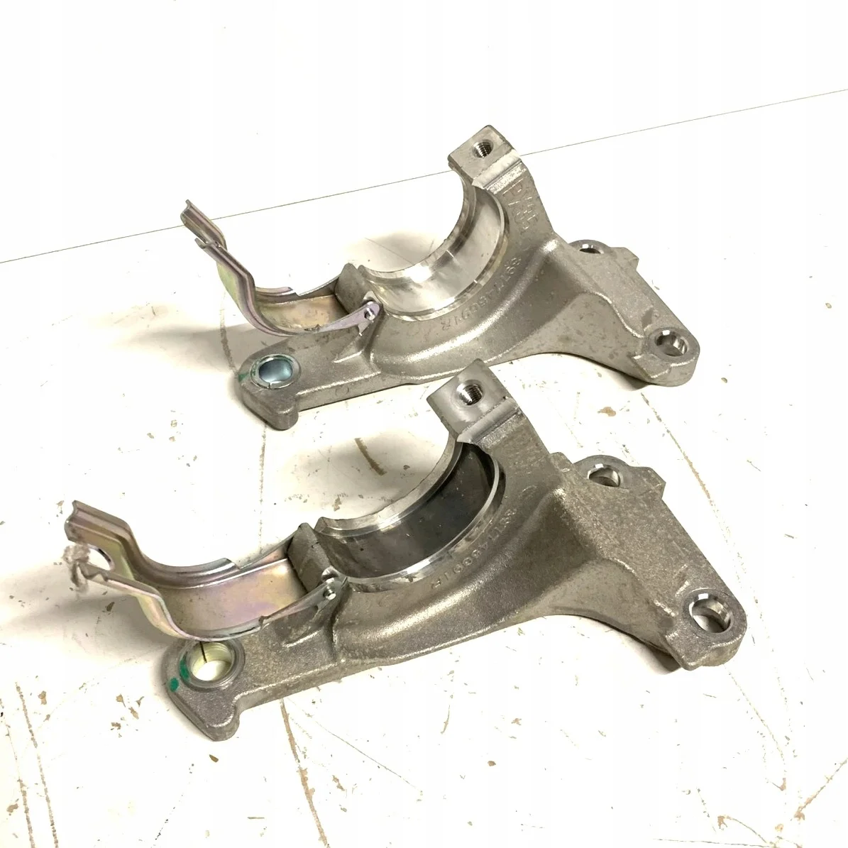 Tukilaakeri 397745691R Renault Trafic 2.0 DCI