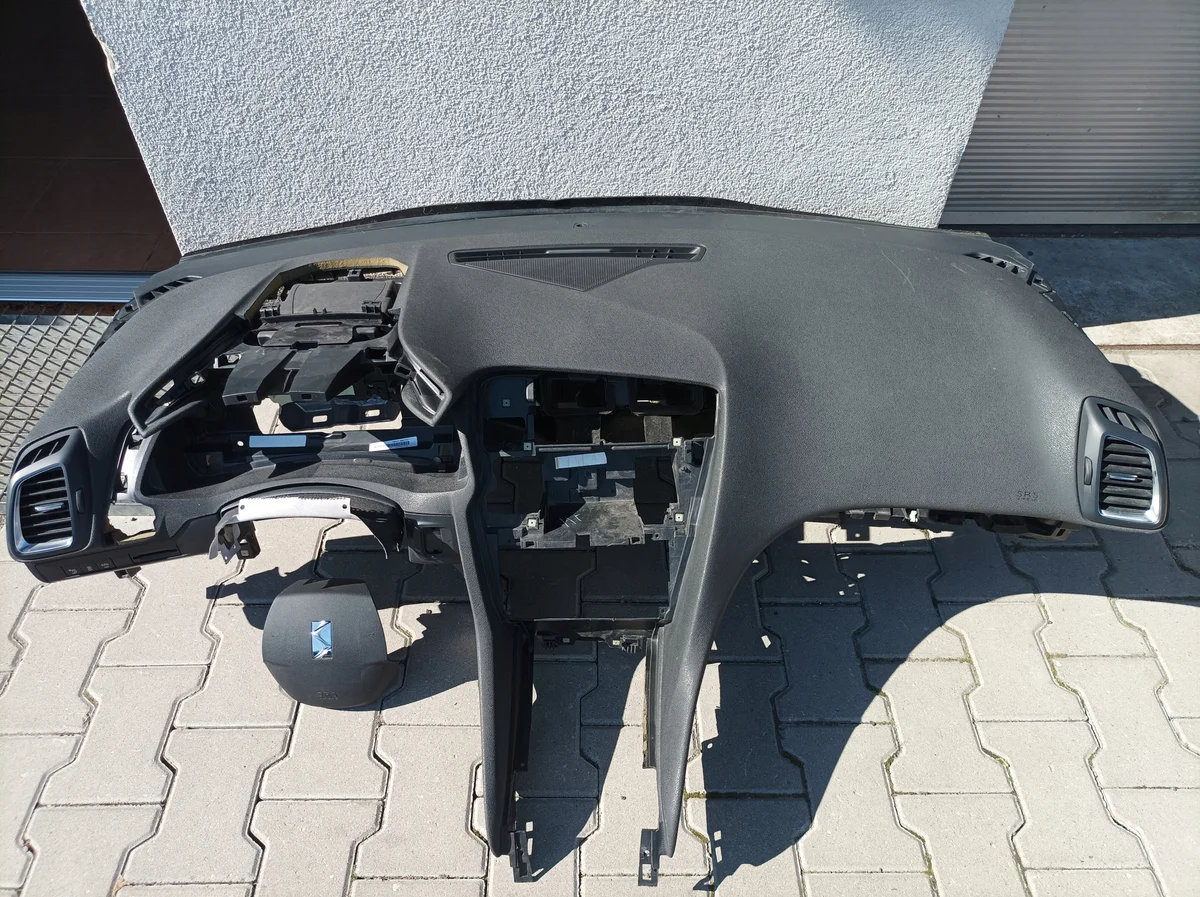 Citroen DS5 Armaturenbrett Cockpit Airbag Original