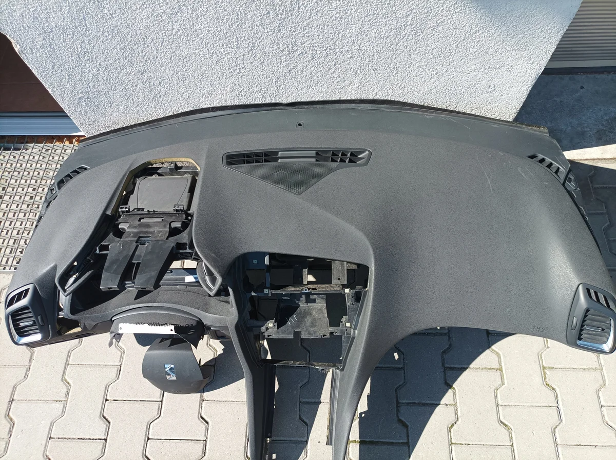 Citroen DS5 Armaturenbrett Cockpit Airbag Original image 3