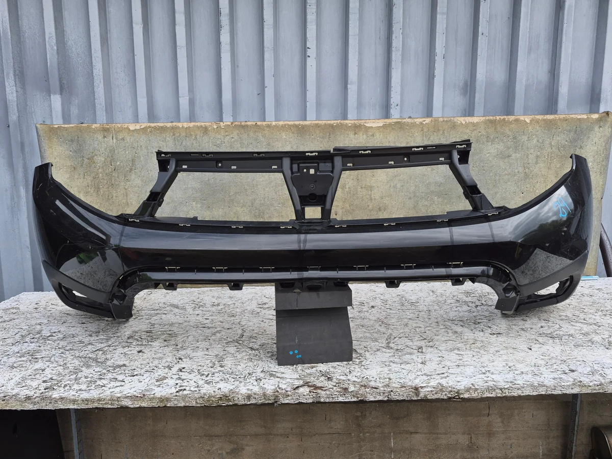 Parachoques Delantero Dacia Duster II 620221776R