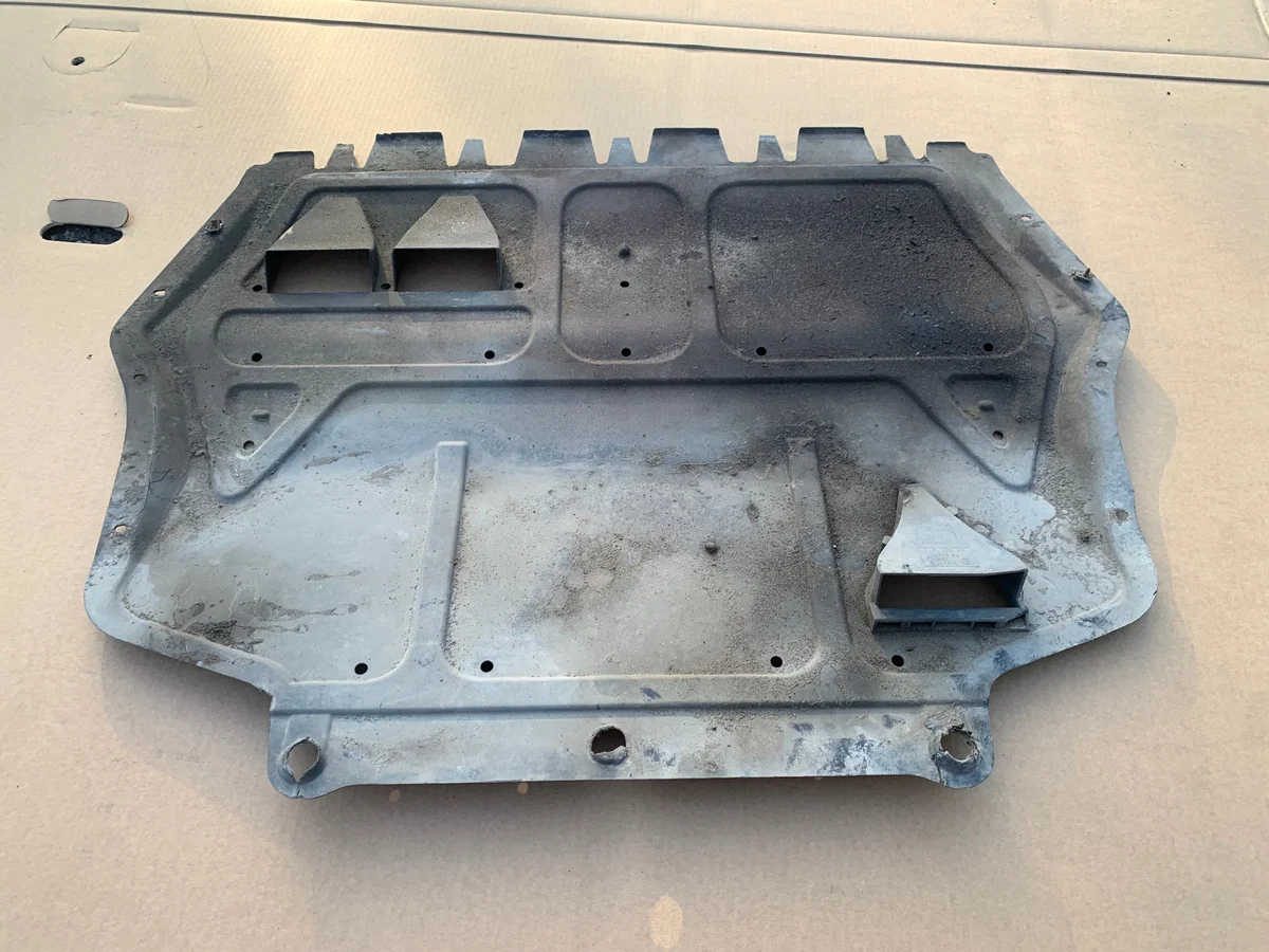 Protetor Inferior Motor Skoda Octavia II 1K0825237K image 3