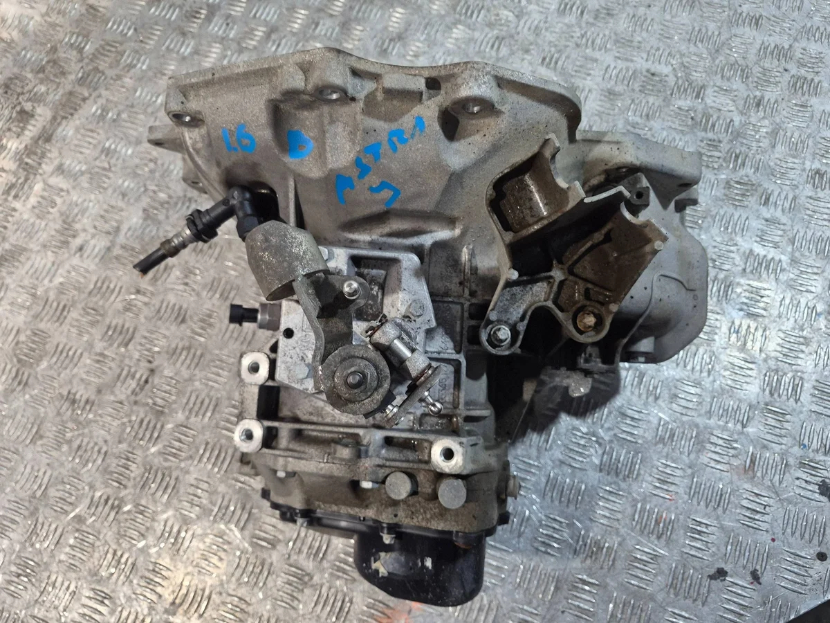Boîte de vitesses Opel Astra J 1.6 16V 4S394 image 5