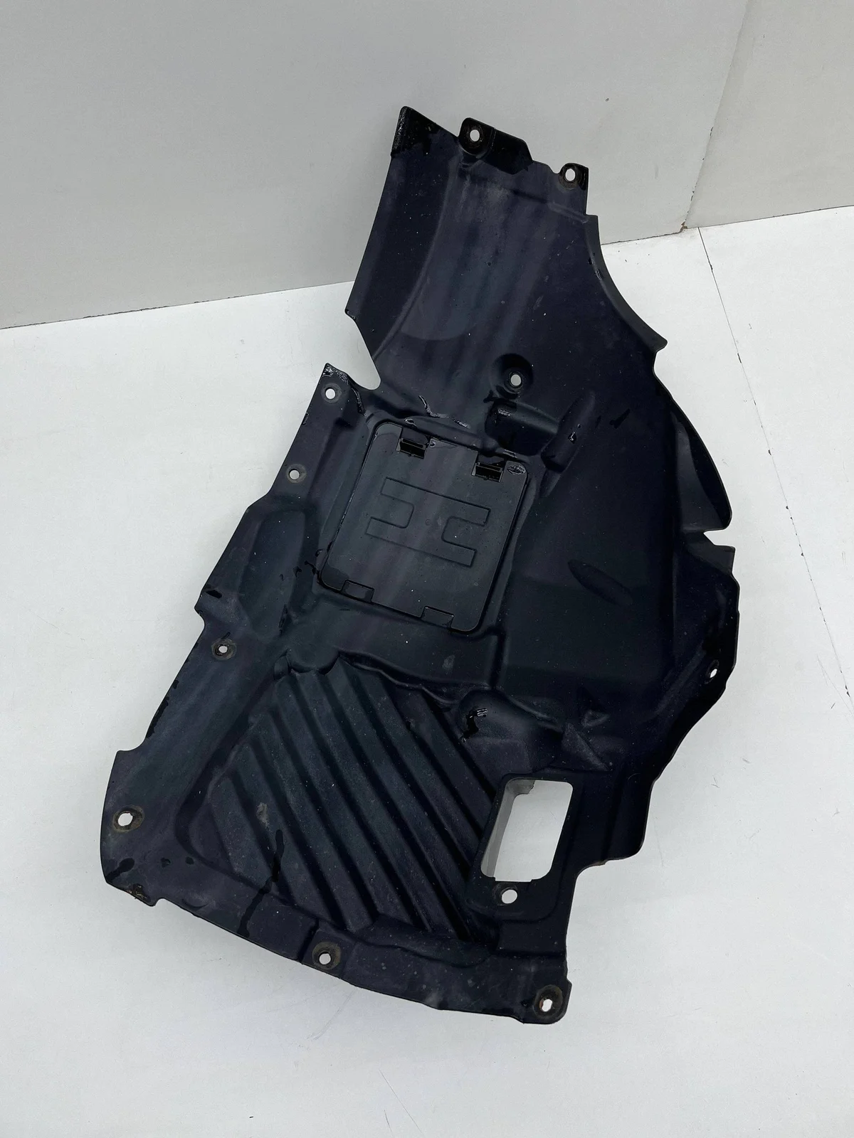 BMW 4 F32 F33 F36 Radkasten Links Vorne image 7