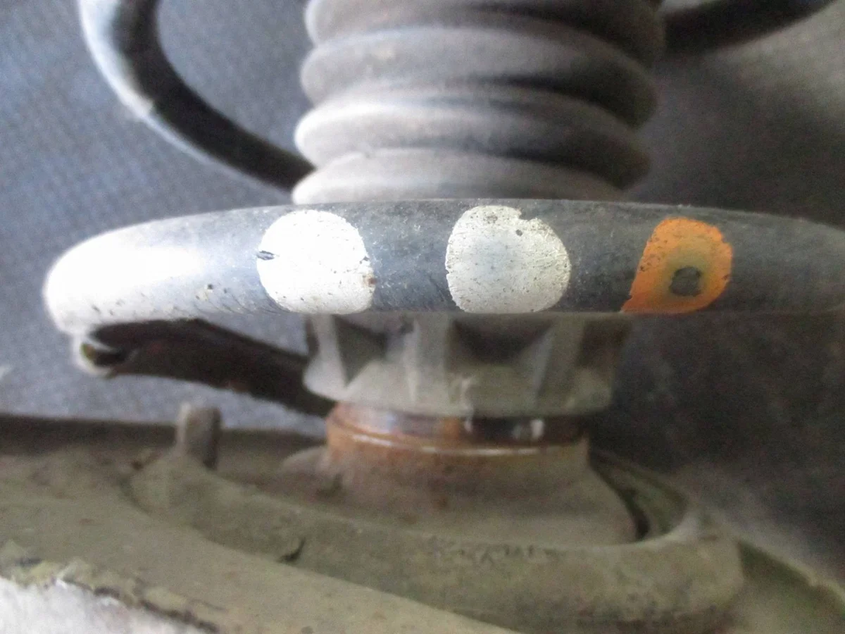 Stoßdämpfer vorne links Peugeot 308SW AIC11011 image 3