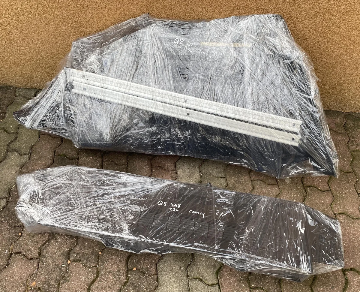 Audi Q8 4M8 Tapete Completo Original image 8