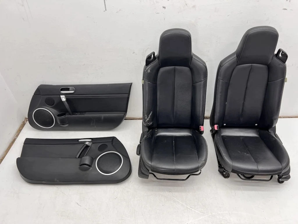 Mazda MX-5 NC Stoelen + Zijpanelen Verwarmd