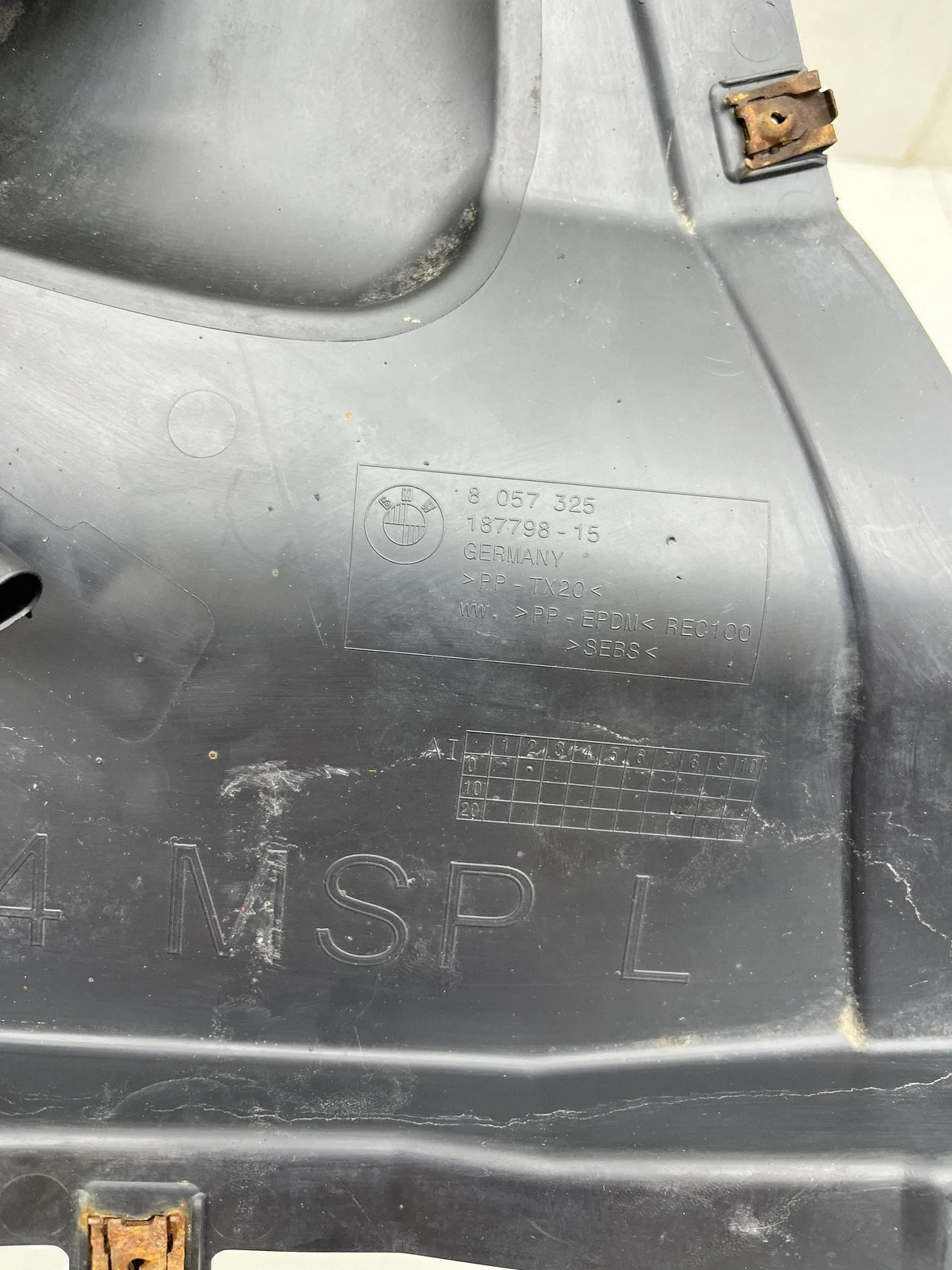BMW 3 GT F34 Radkasten M-Paket Links Vorne image 4