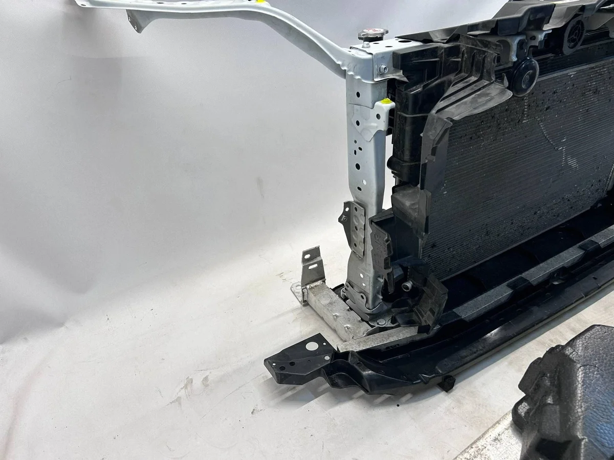 RAV4 V LIFT HYBRYDA Wzmocnienie Pas Przedni image 5