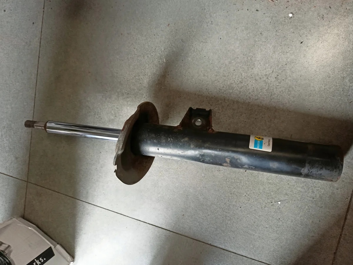 Stoßdämpfer BILSTEIN 22-220578 BMW E46 xDrive image 3