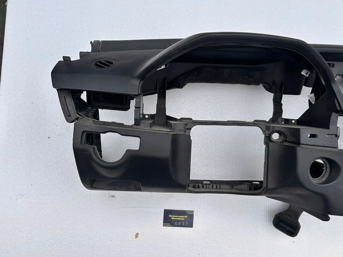 Consola Mercedes-Benz A2126802387 Usado