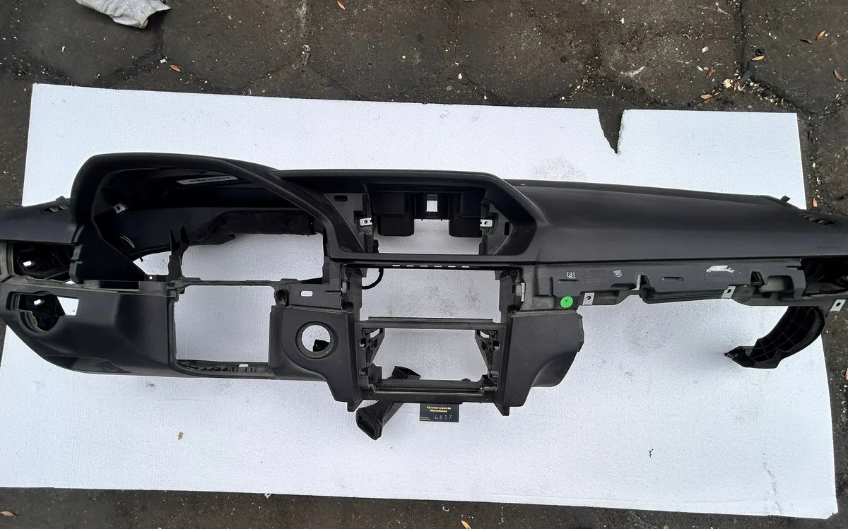Consola Mercedes-Benz A2126802387 Usado image 6