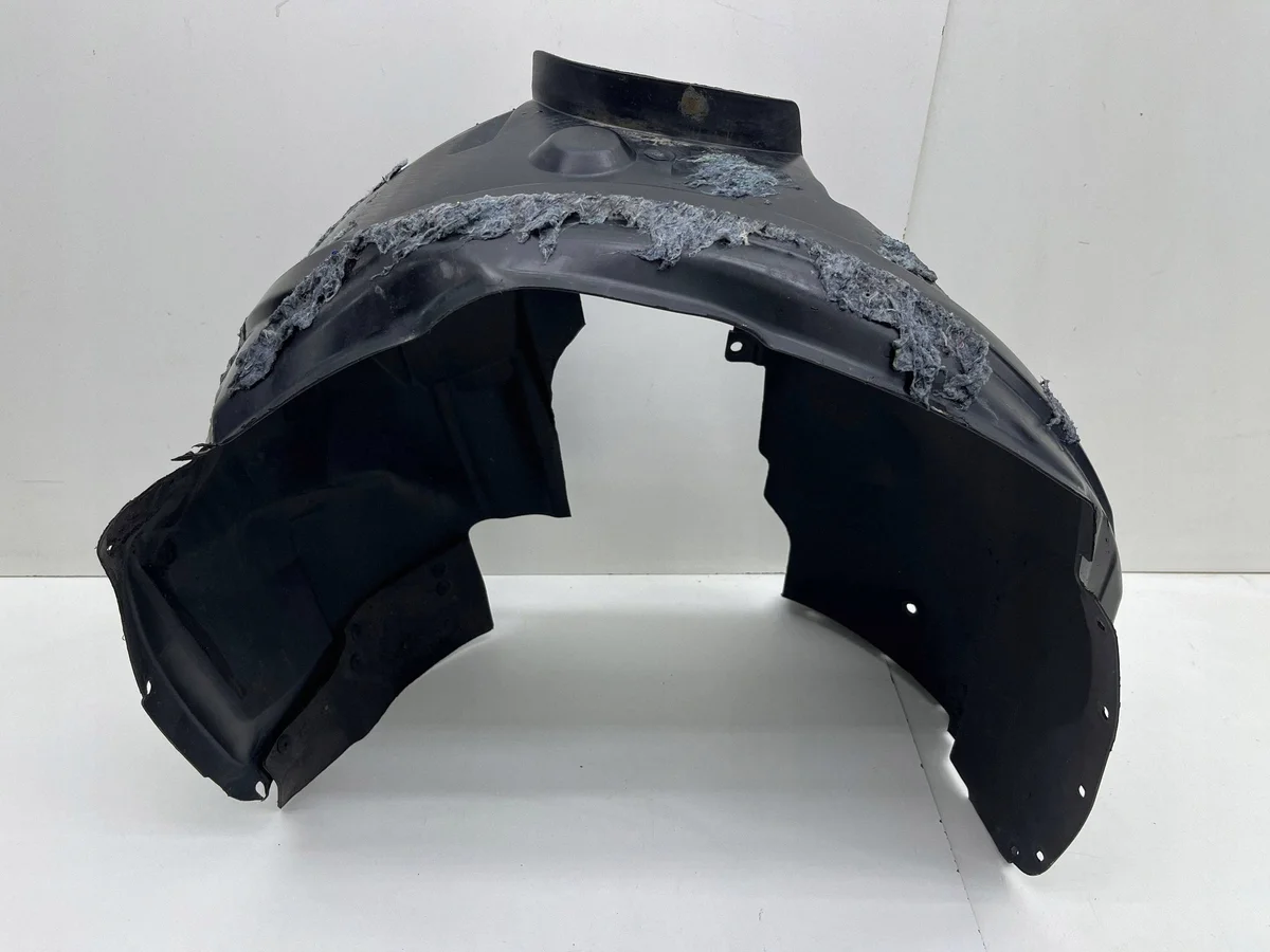 Ford Mondeo MK5 etulokasuoja vasen