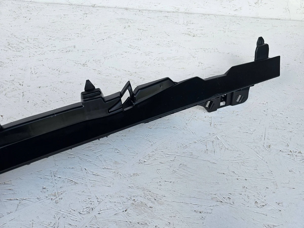 Peugeot 5008 II Halterung Vorhang Links Hinten image 3