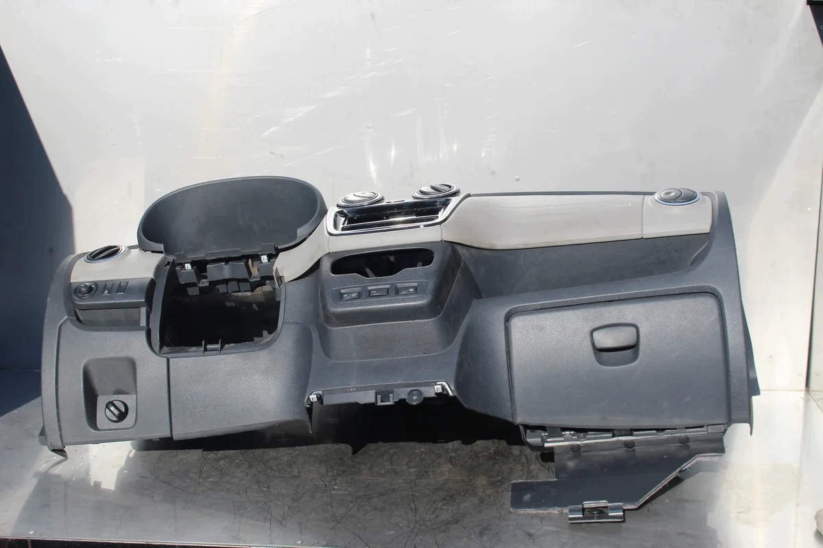Dacia Lodgy Dashboard Console - Used