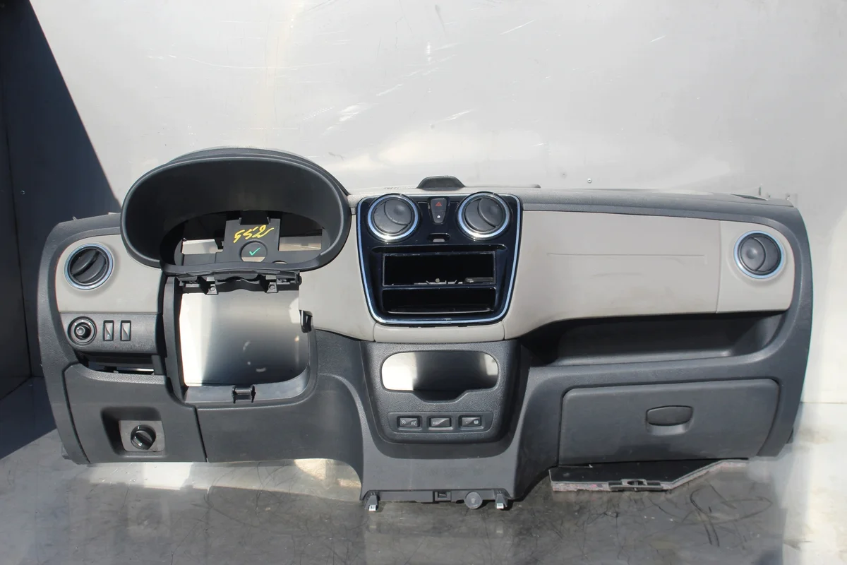 Dacia Lodgy Armaturenbrett Konsole gebraucht image 3