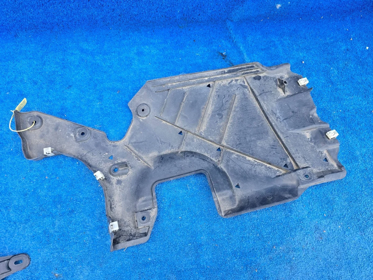 Cubierta Depósito BMW 8 G15 G16 Usado