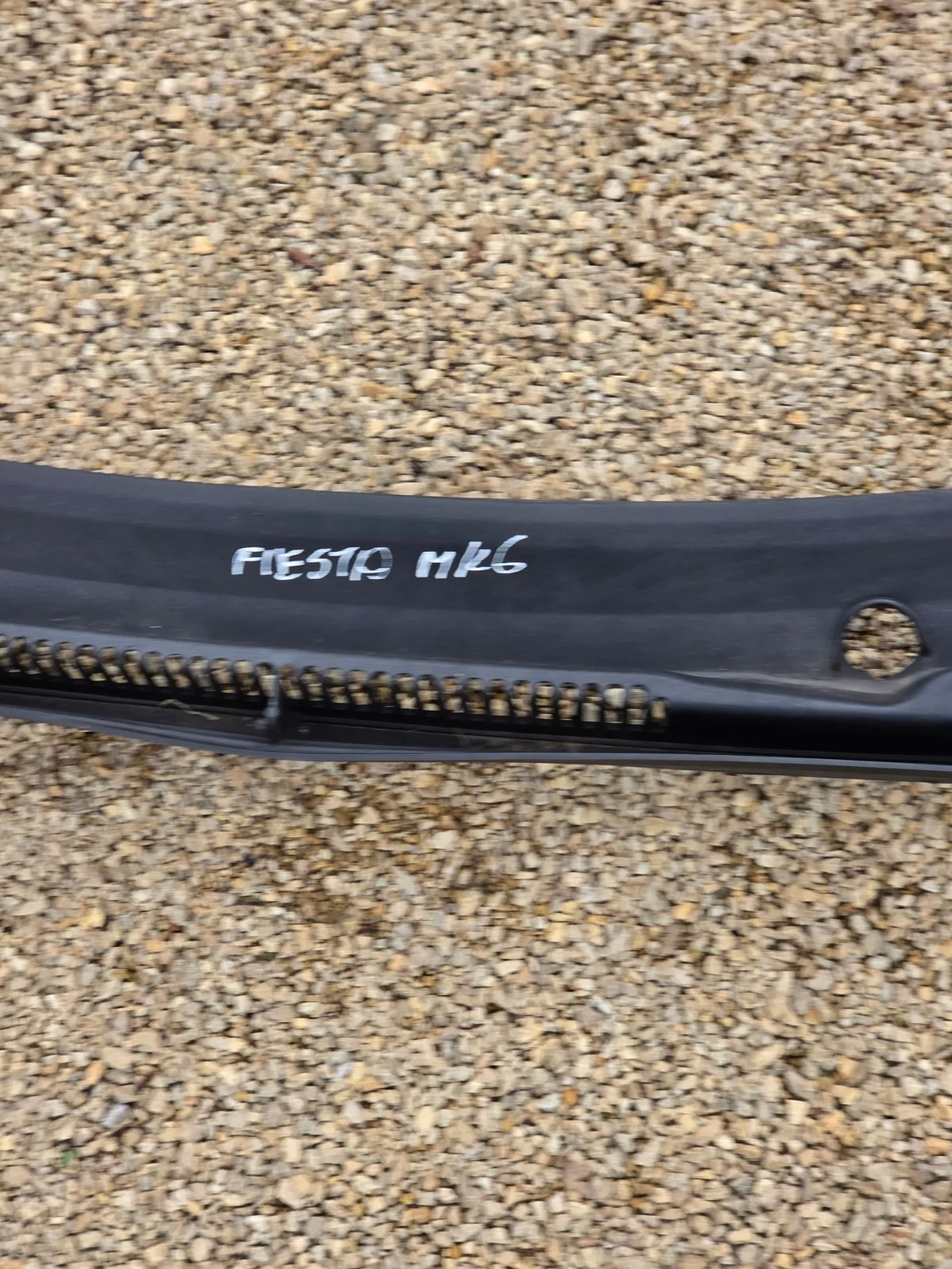 Podszybie Ford Fiesta Mk6 Usado OEM 766263738 image 3