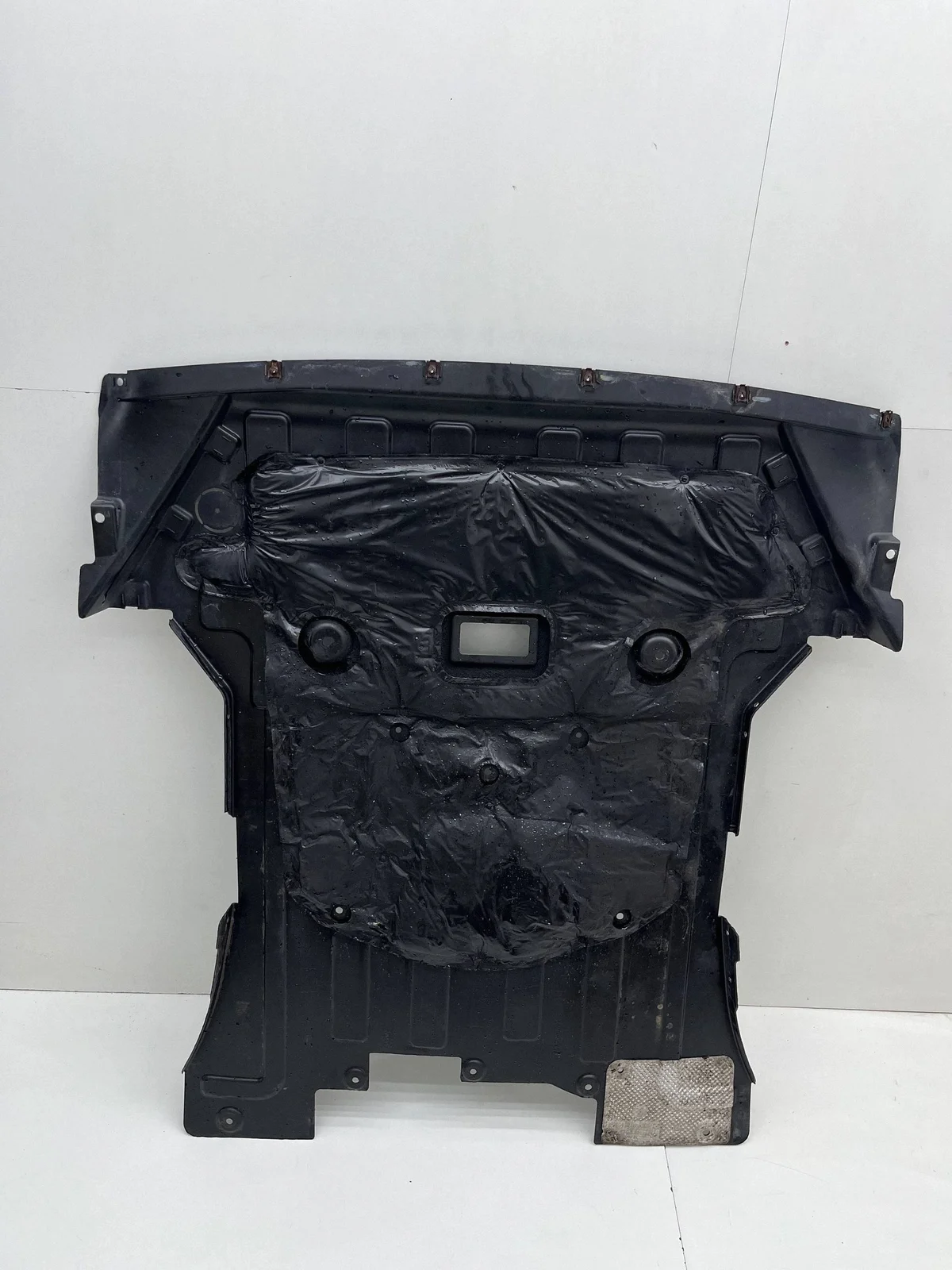 BMW X3 F25 Engine Splash Shield 7378820 image 4