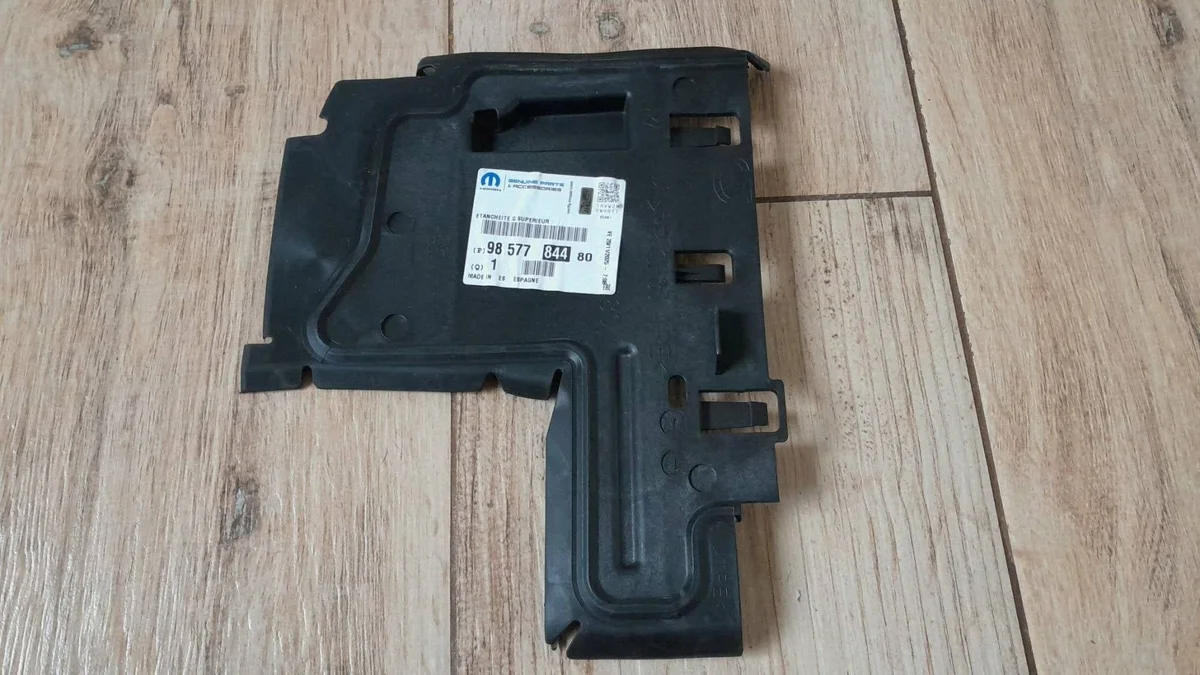 Citroen Berlingo III K9 Frontgrill Blende 9857784480