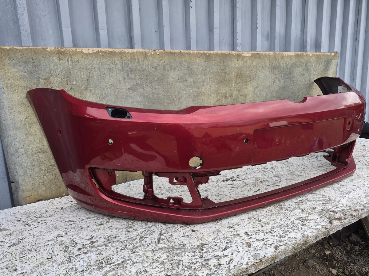 VW Touran 2010-2015 Framstöt image 3