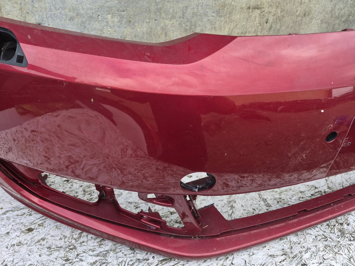 VW Touran 2010-2015 Framstöt image 5