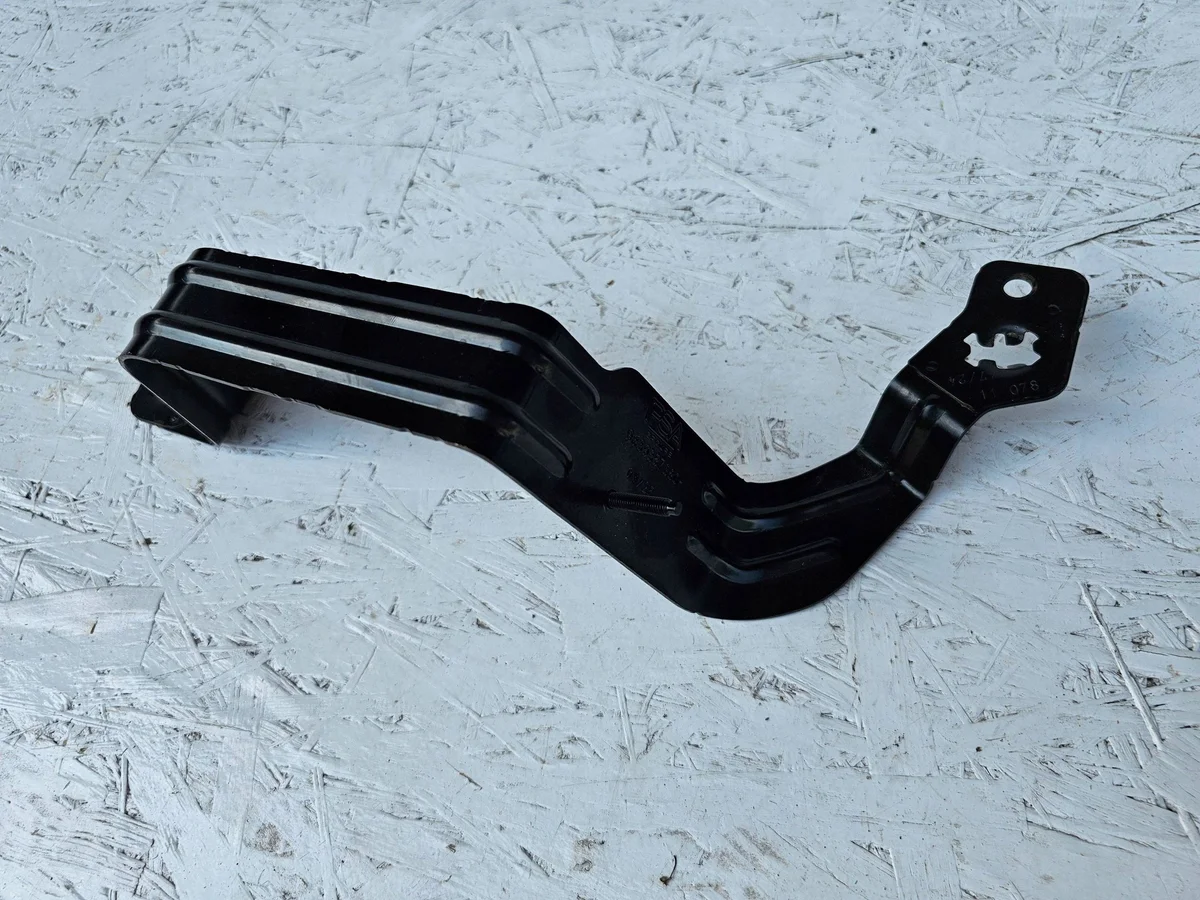 Peugeot 2008 II Bevestiging Radiateur 9839357380 image 3