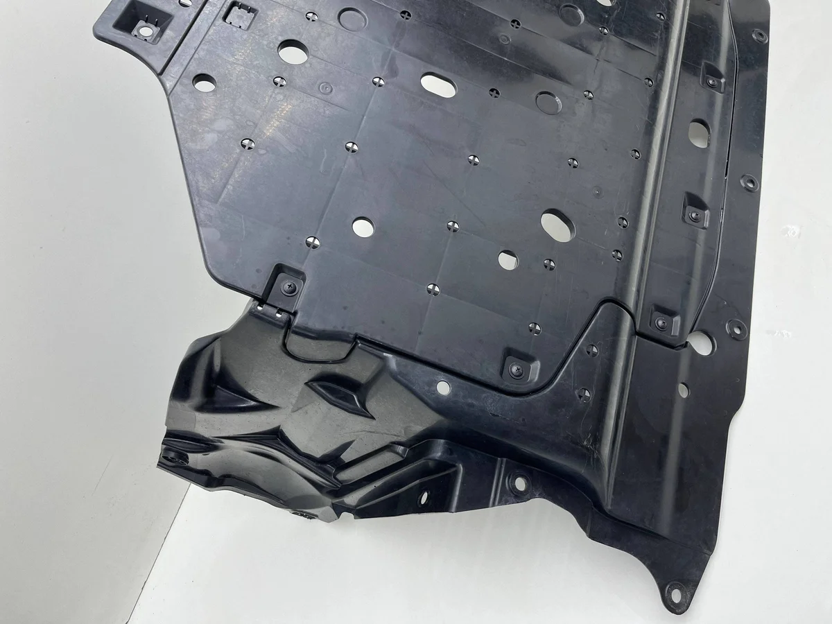 Honda HR-V III Proteção Motor Usada OEM image 3