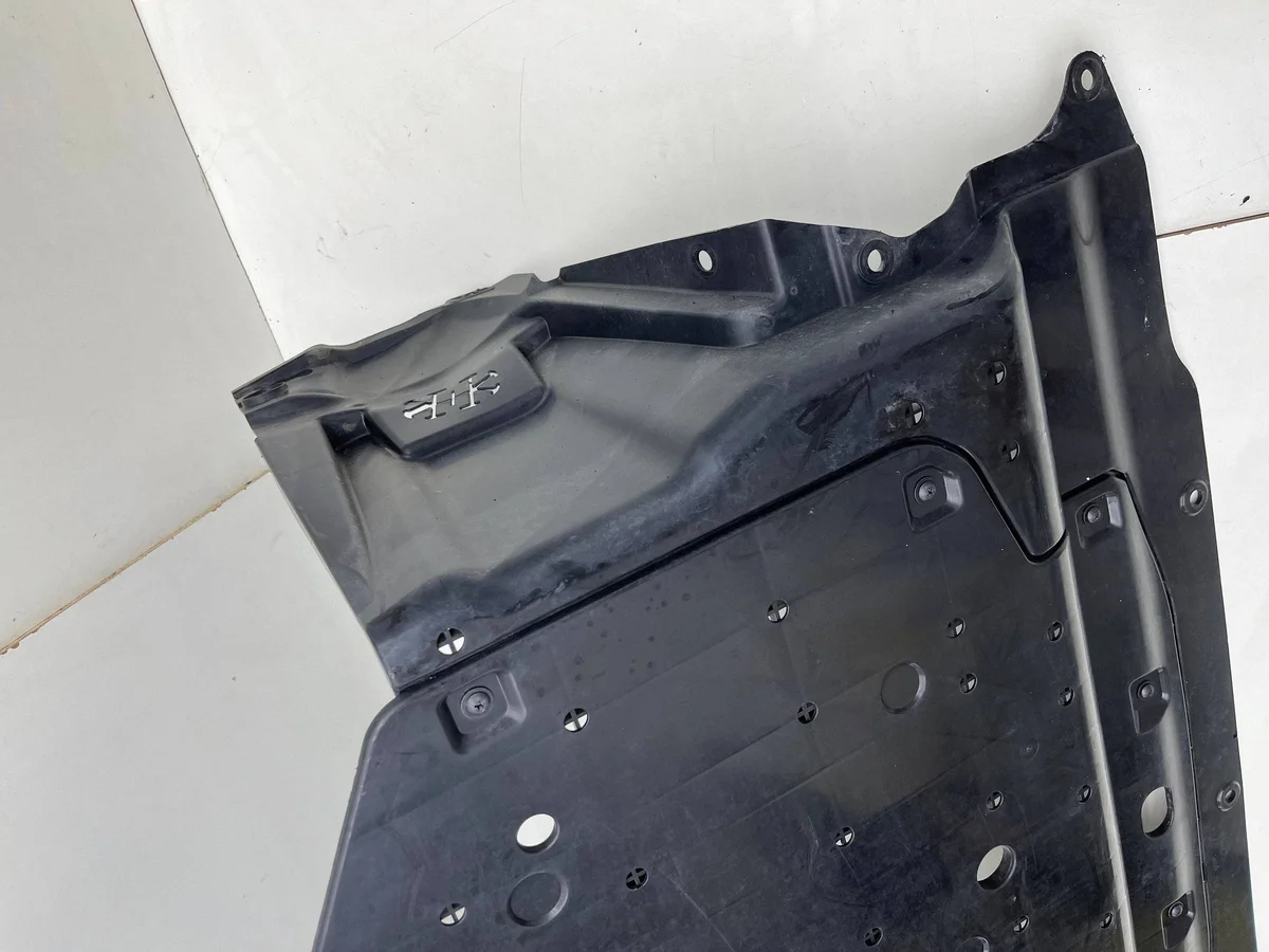 Honda HR-V III Proteção Motor Usada OEM image 4