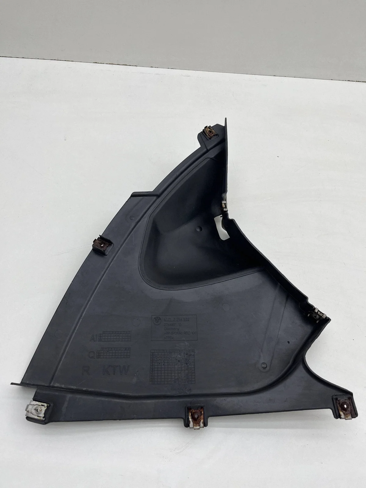 BMW 3 GT F34 Guardabarros M-Pakiet Derecho image 3