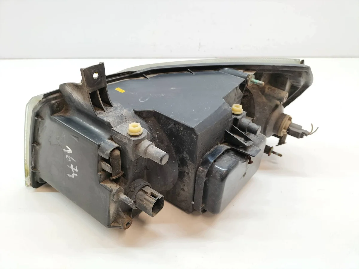Used Right Headlight Ford Transit V 2000-2006 image 4
