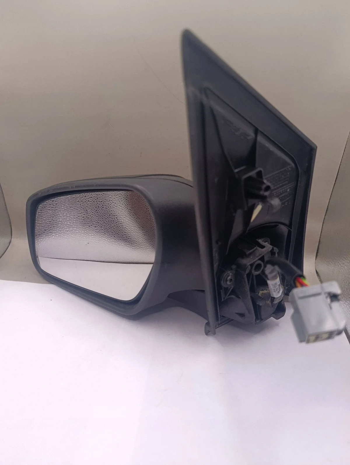 Ford Focus Spiegel links E9014292