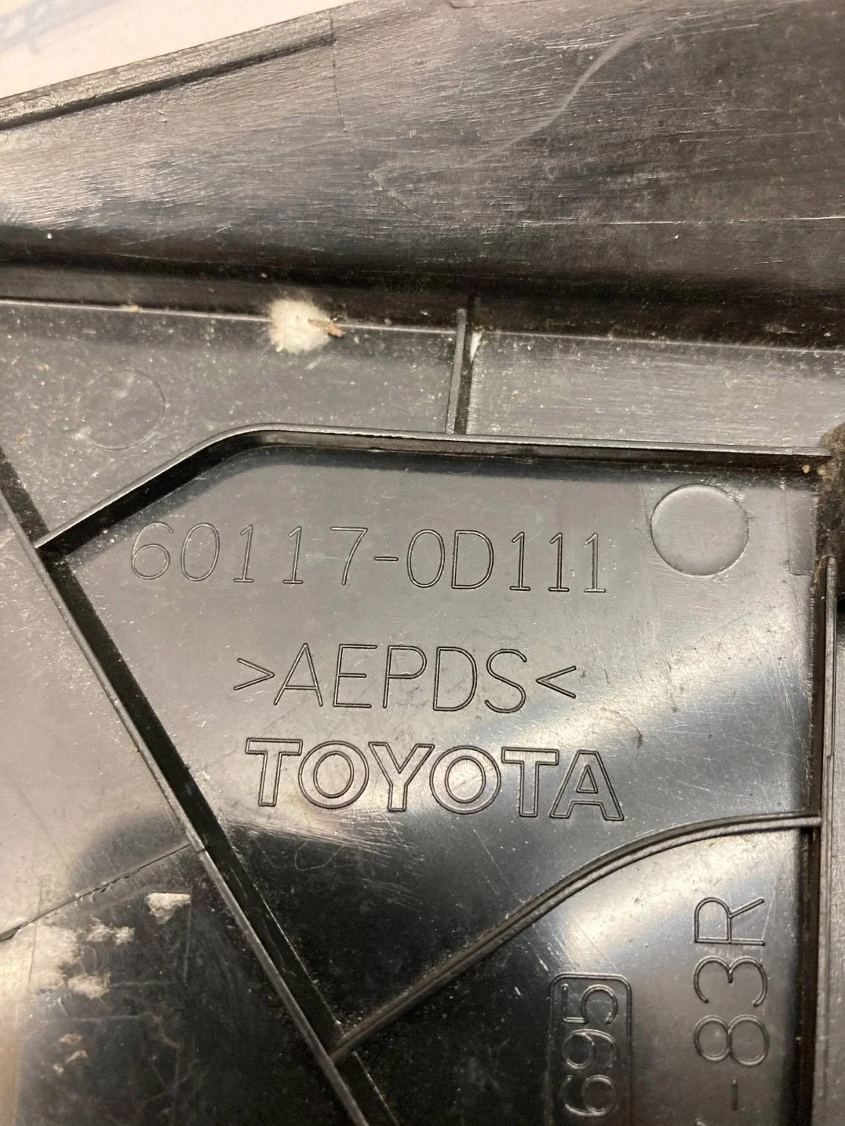 Toyota Yaris 2012 Triângulo Guarda-lamas Direito image 6
