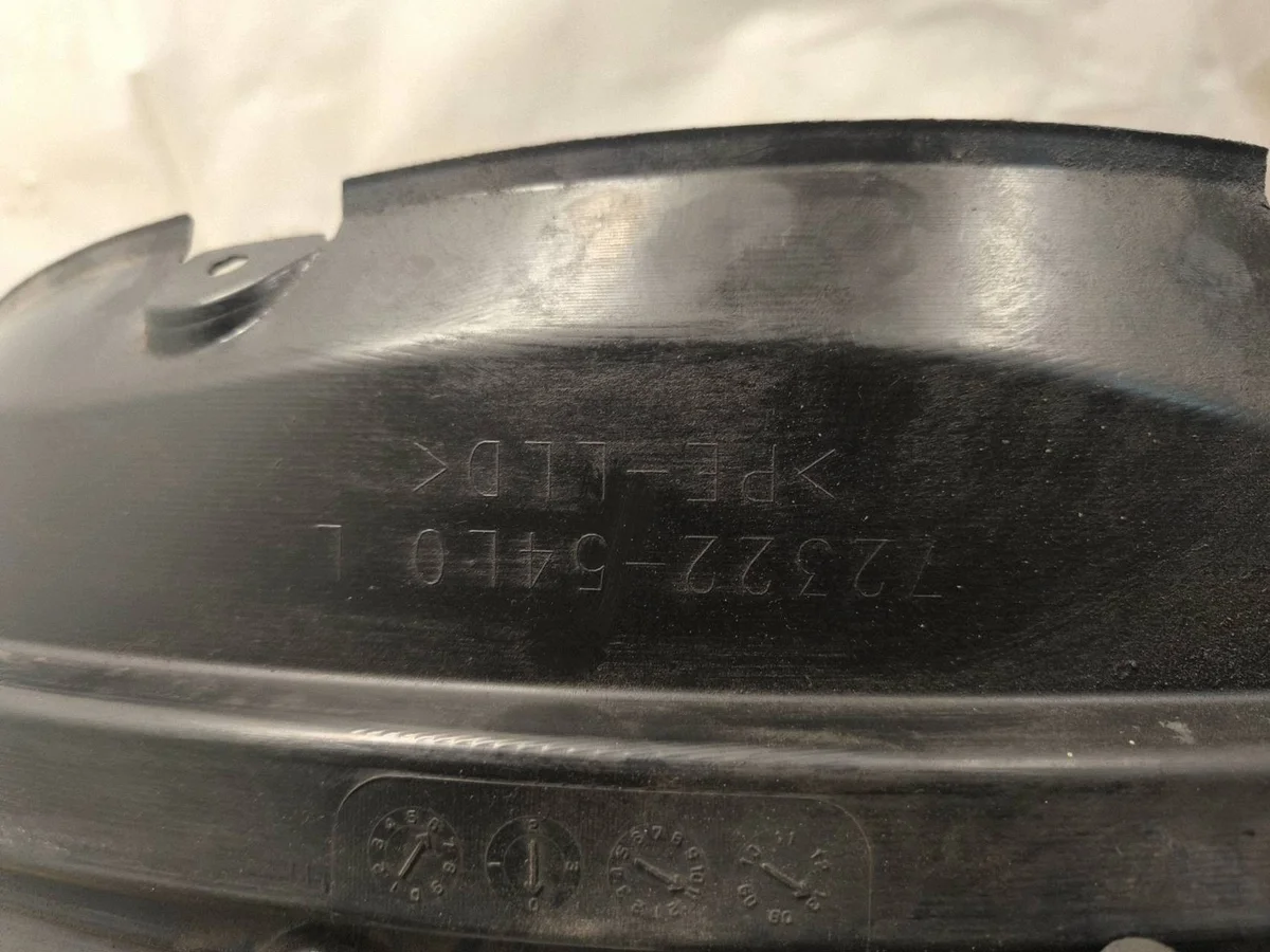 Suzuki SX-4 vänster framskärm 7232254L0 image 6