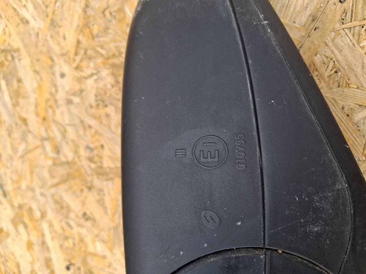 Opel Astra H Left Electric Mirror 010795 image 5