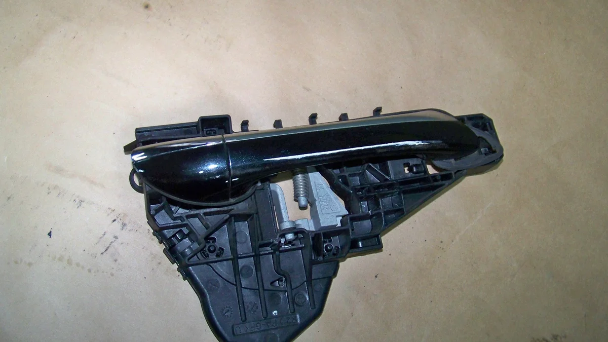 Ytterdörrhandtag Vänster Fram Mercedes A W169