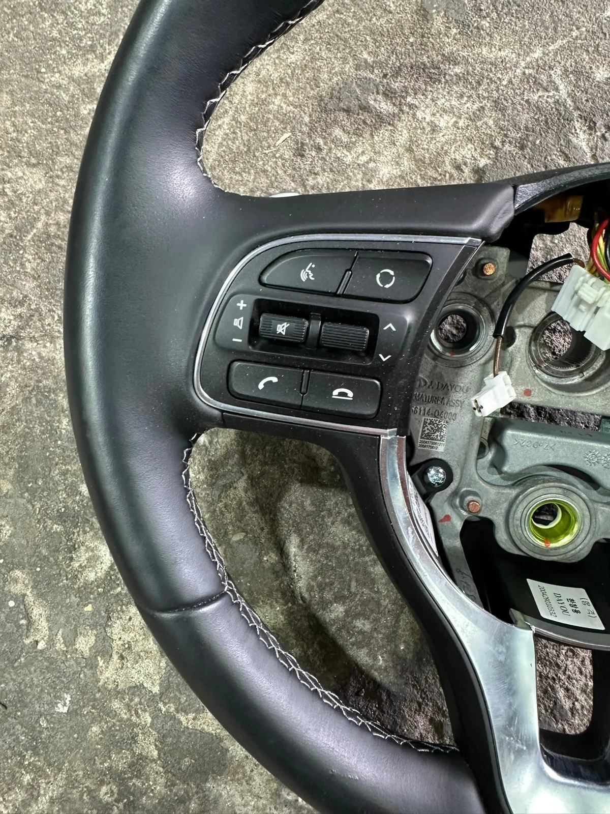 Lenkrad Leder Multi Schaltwippen Kia Niro I LIFT image 4