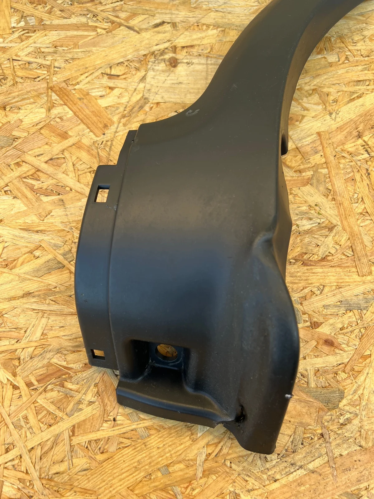 Suzuki SX4 2009-2013 vasen takalokasuoja image 4