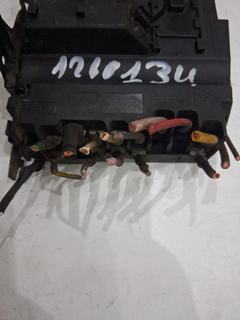 Battery Voltage Module Citroen C4 Picasso II image 3