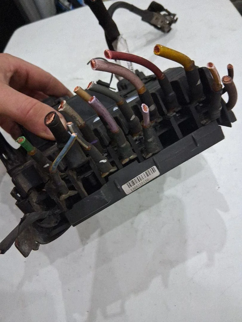 Battery Voltage Module Citroen C4 Picasso II image 4