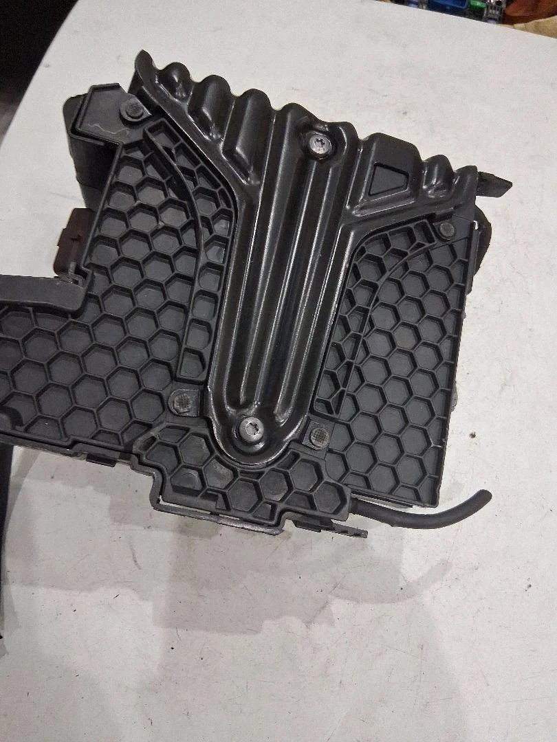 Module de tension batterie Toyota Proace 2.0 HDI image 6