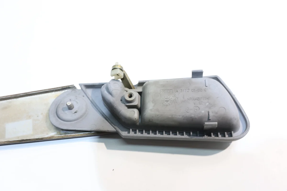 Dekorlist dörr vänster fram Mercedes W203 image 5