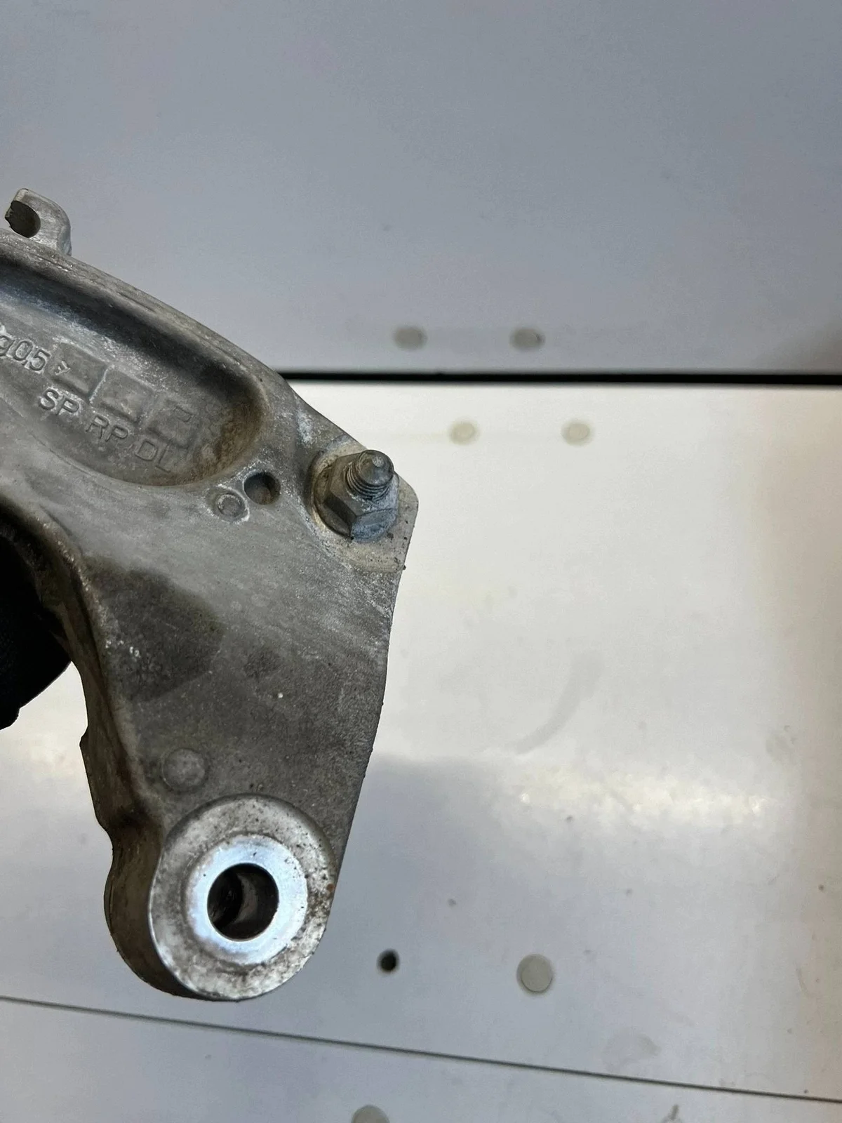 Audi Q5 FY Stoßdämpfer vorne links gebraucht image 5